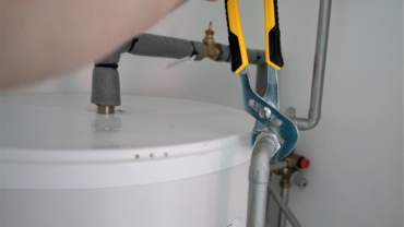 Hot water heating (Tanks)